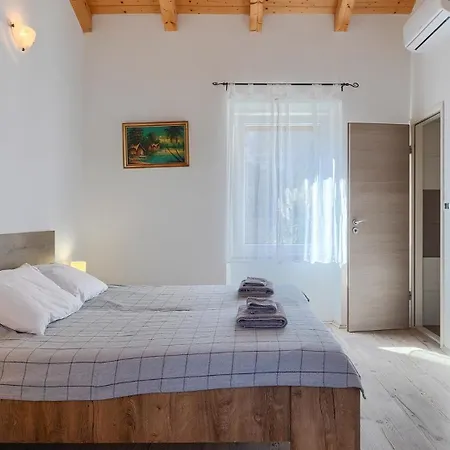 House Luna By Guide Villa *