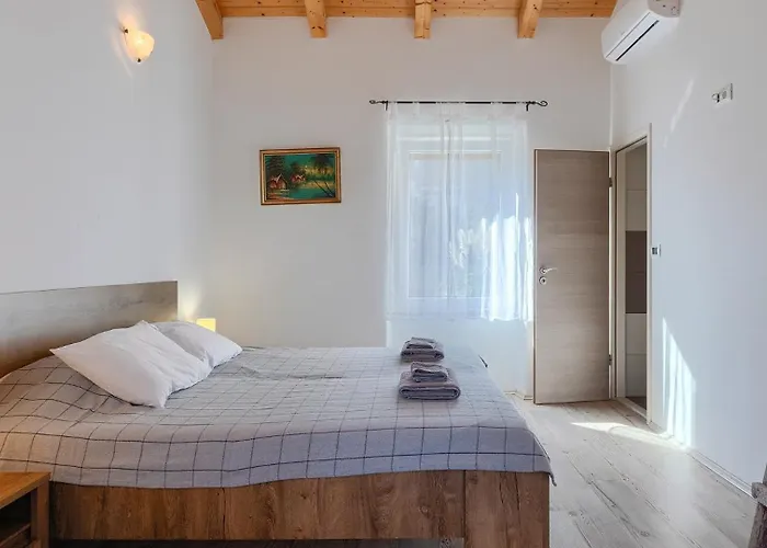 House Luna By Guide Villa *